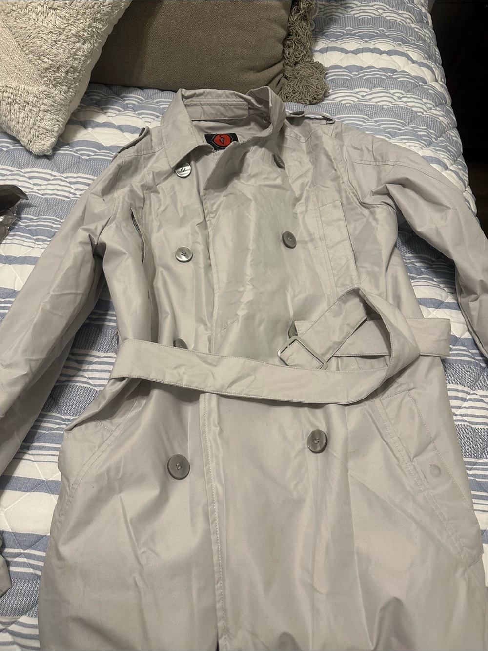 SCOTTeVEST | Women’s Double Breasted Travel Trench-coat | gray | Size Large - Picture 3 of 6